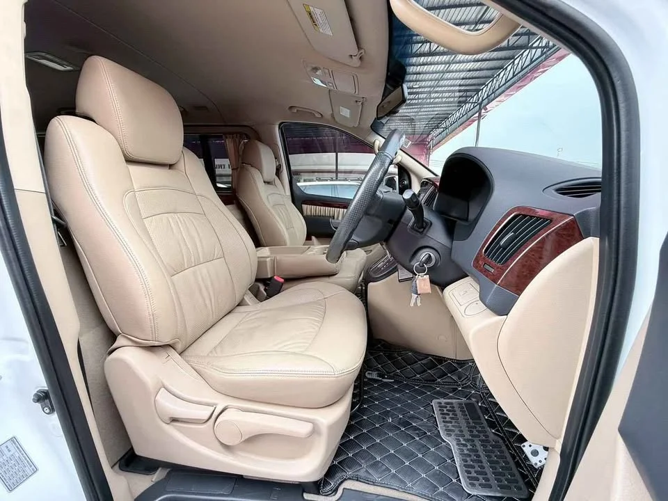 2011 Hyundai H-1 II 2