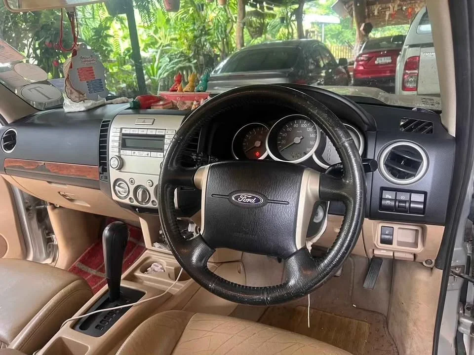 2008 Ford Everest I 2