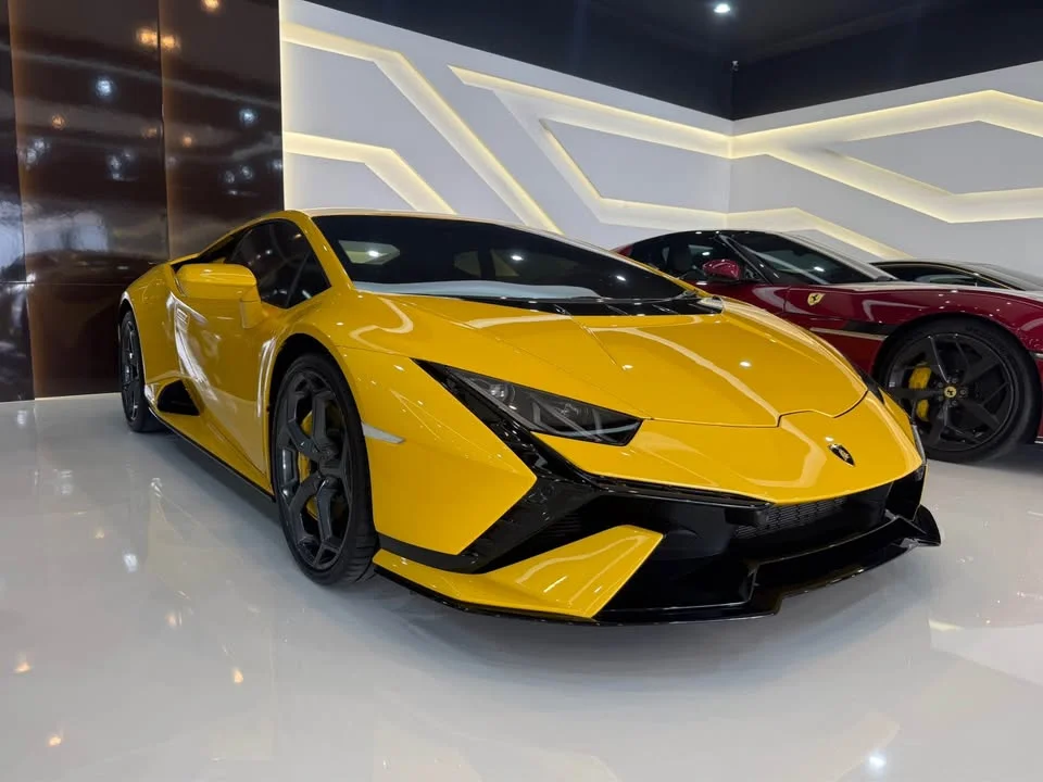2024 Lamborghini Huracan 3