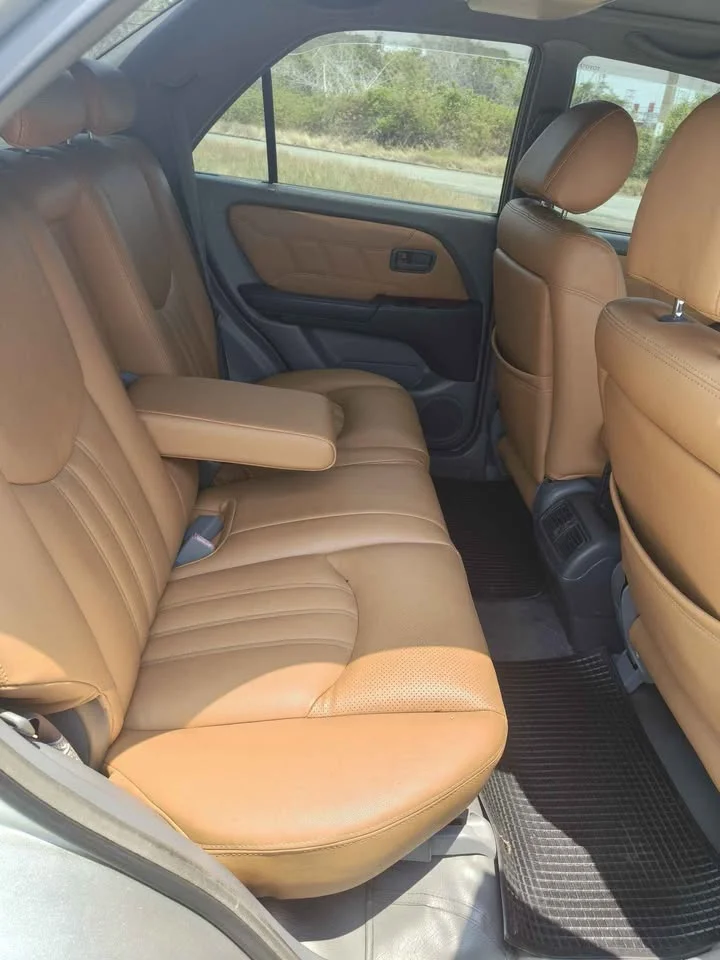 1999 Toyota Harrier I 2