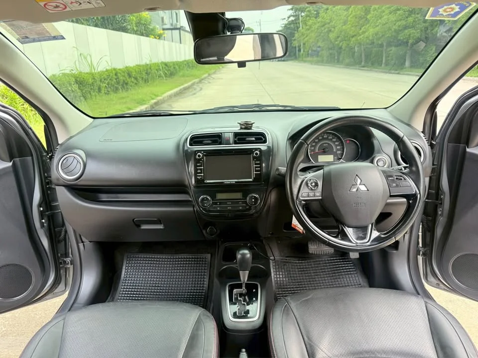 2017 Mitsubishi Mirage VI 2