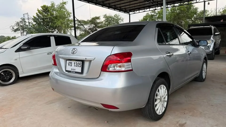 2010 Toyota Vios II 2