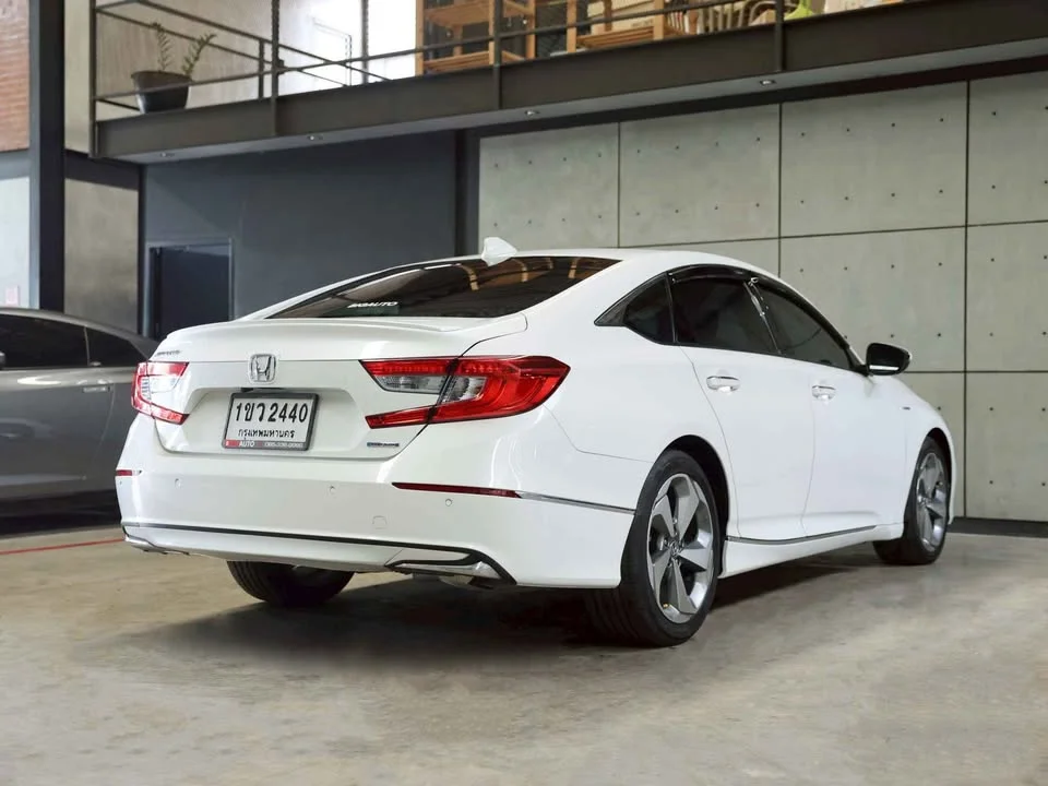 2021 Honda Accord X 2
