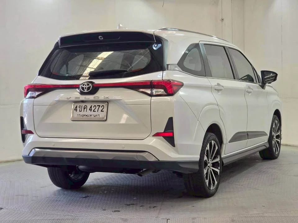 2022 Toyota Veloz III 3