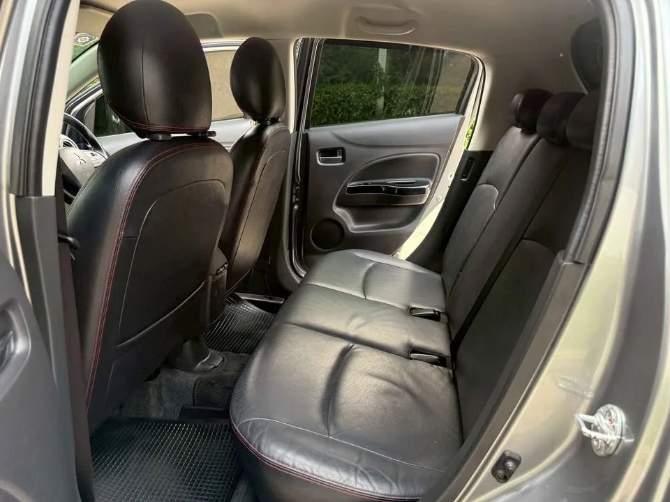 2017 Mitsubishi Mirage VI 2