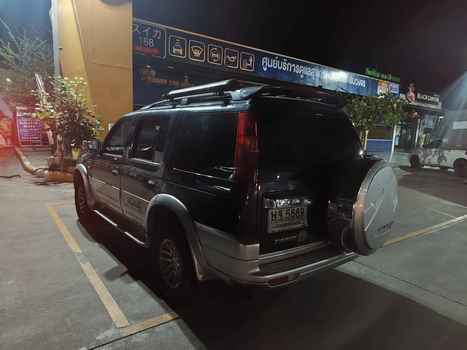 2005 Ford Everest I 2