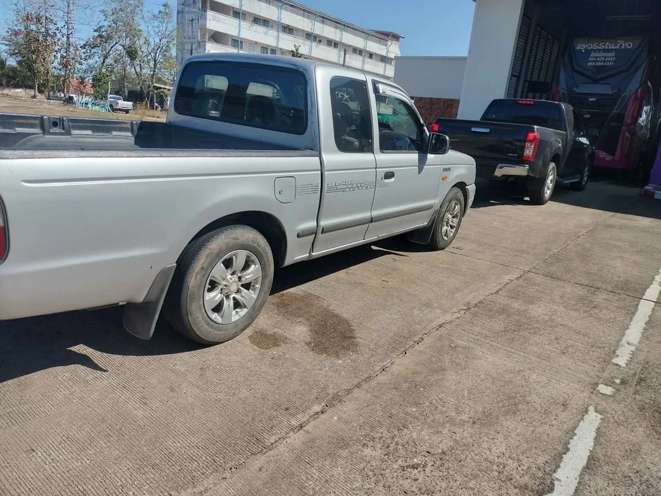 2003 Ford Ranger I 3