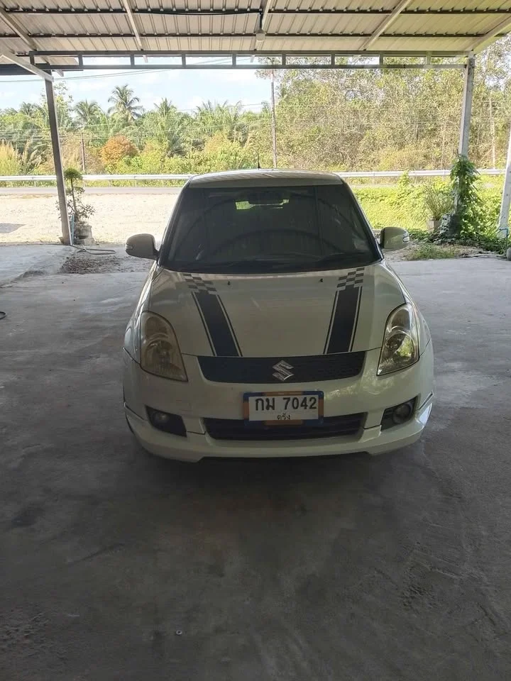 2012 Suzuki Swift I 3