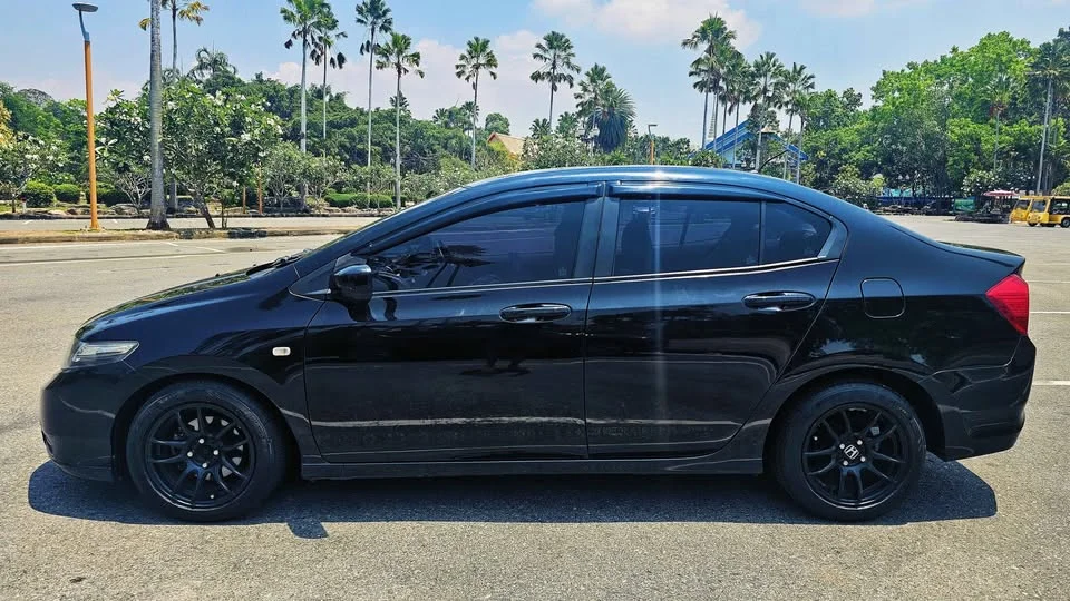 2013 Honda City V 3