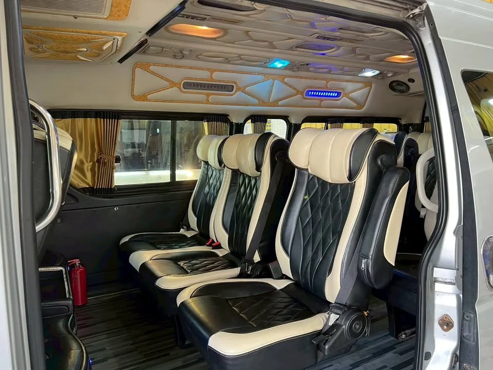 2009 Toyota Commuter V (H200) 2