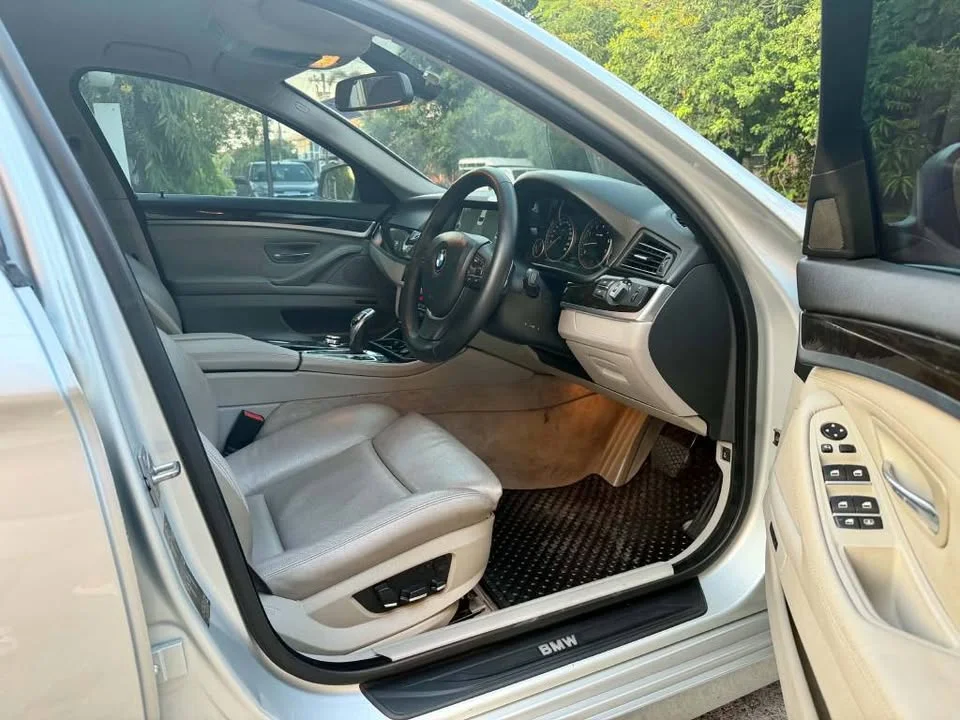 2011 BMW 5er F10, F11, F18 2