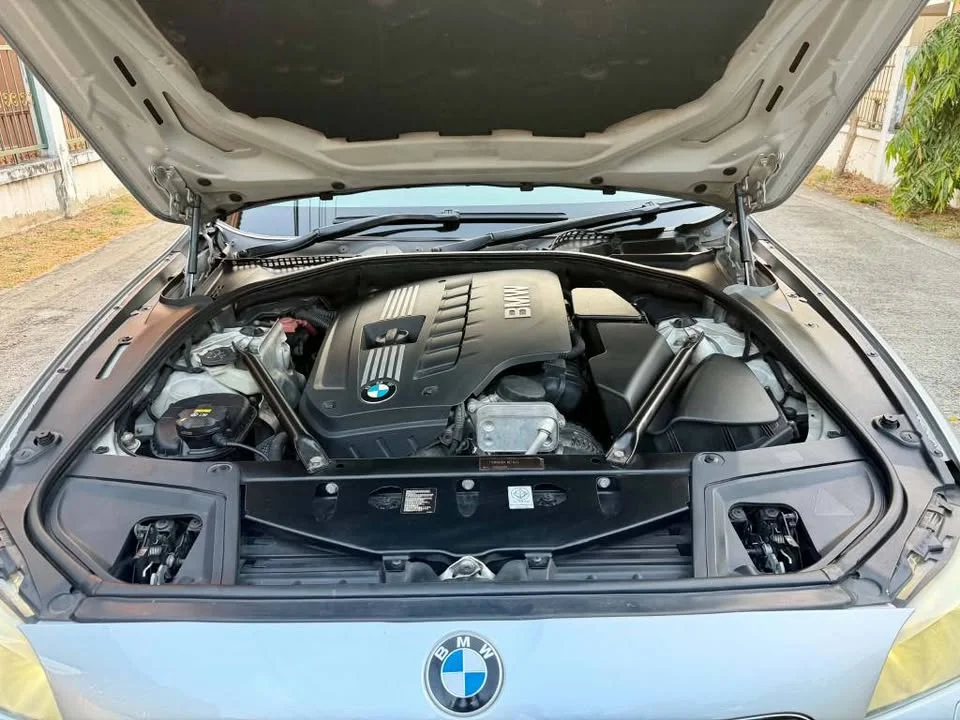 2011 BMW 5er F10, F11, F18 3