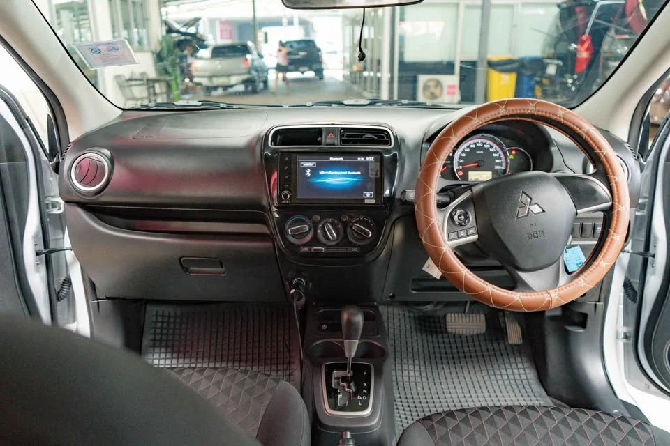 2021 Mitsubishi Mirage VI 3