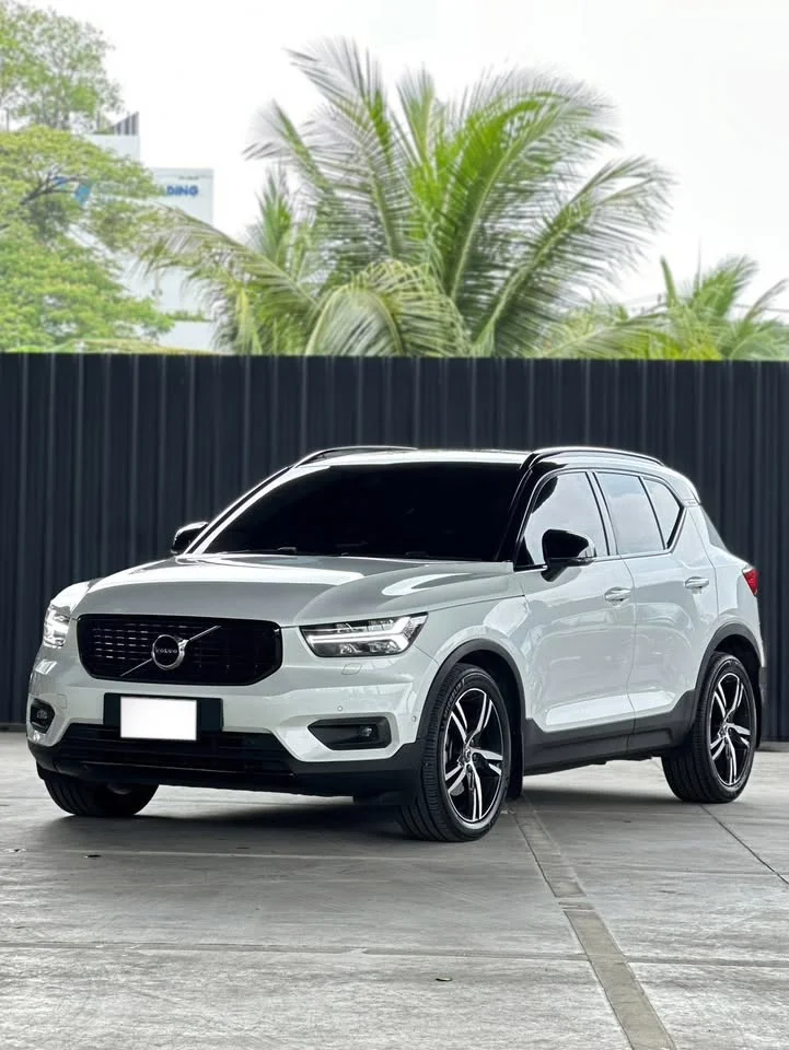 2019 Volvo XC40 3