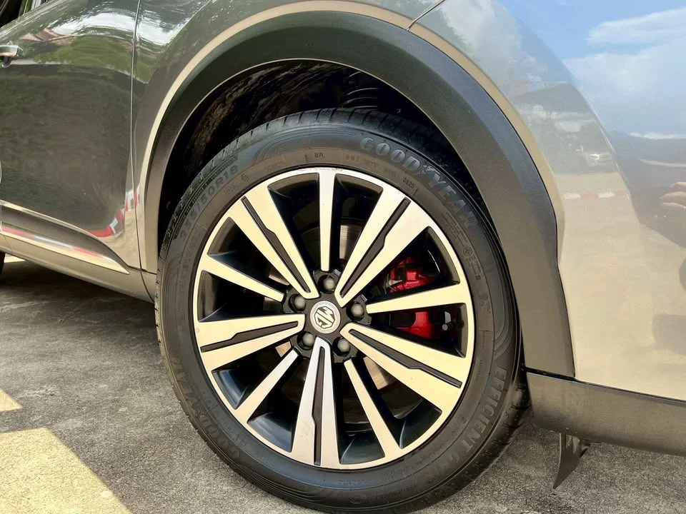 2022 MG HS 2