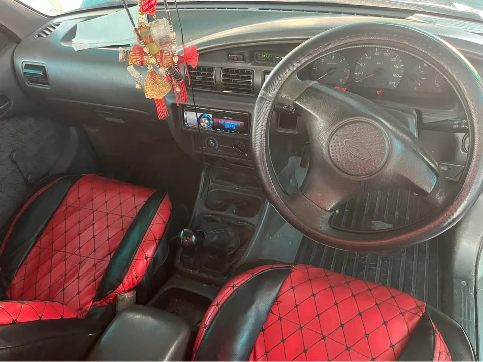 2000 Mazda 2500 Fighter V 3