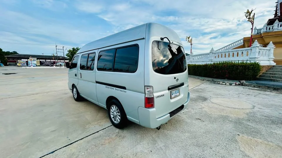 2004 Nissan Urvan V (E25) 2