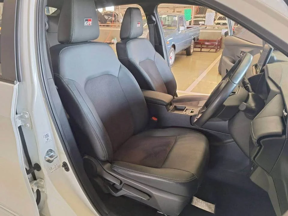 2025 Toyota Yaris ATIV IV 3