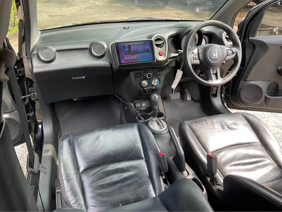 2015 Honda Mobilio II 2