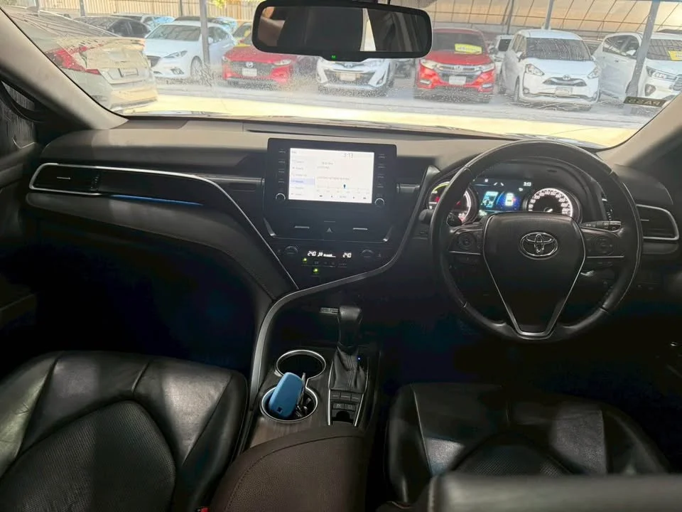 2022 Toyota Camry VIII (XV70) 2