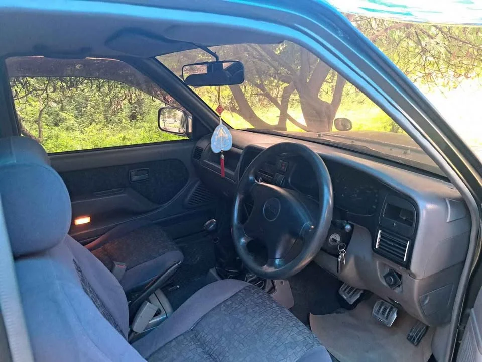 Isuzu TR Grand Adventure I 2