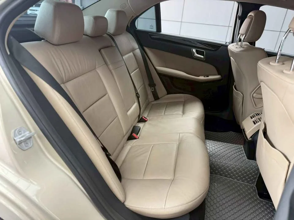 2011 Benz E-Class W212 3