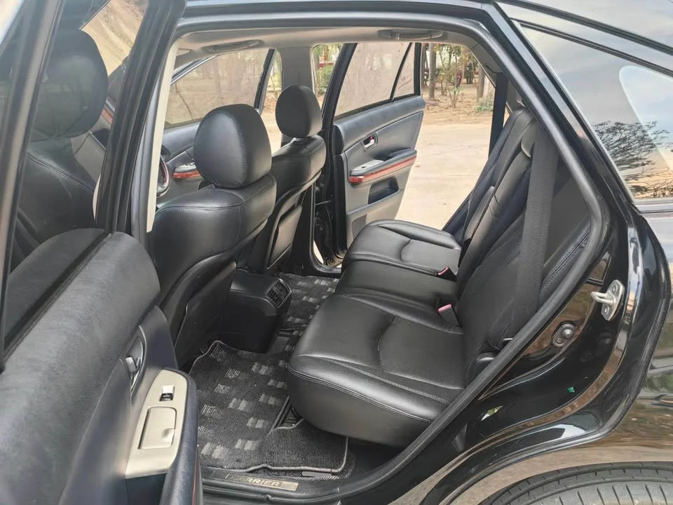 2005 Toyota Harrier II 3