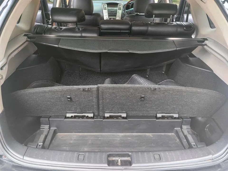 2005 Toyota Harrier II 2