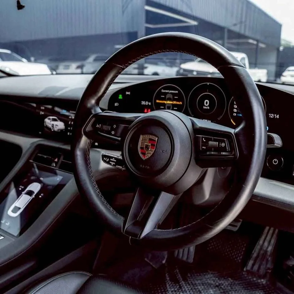 2021 Porsche Taycan 9J1 2