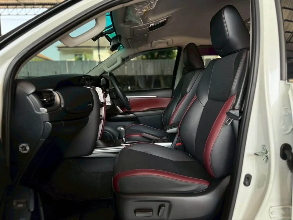2022 Toyota Fortuner II 2