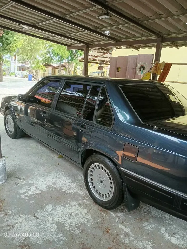1991 Volvo 900 Series 2