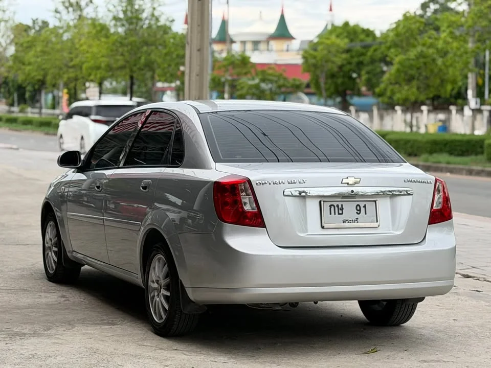 2005 Chevrolet Optra 3