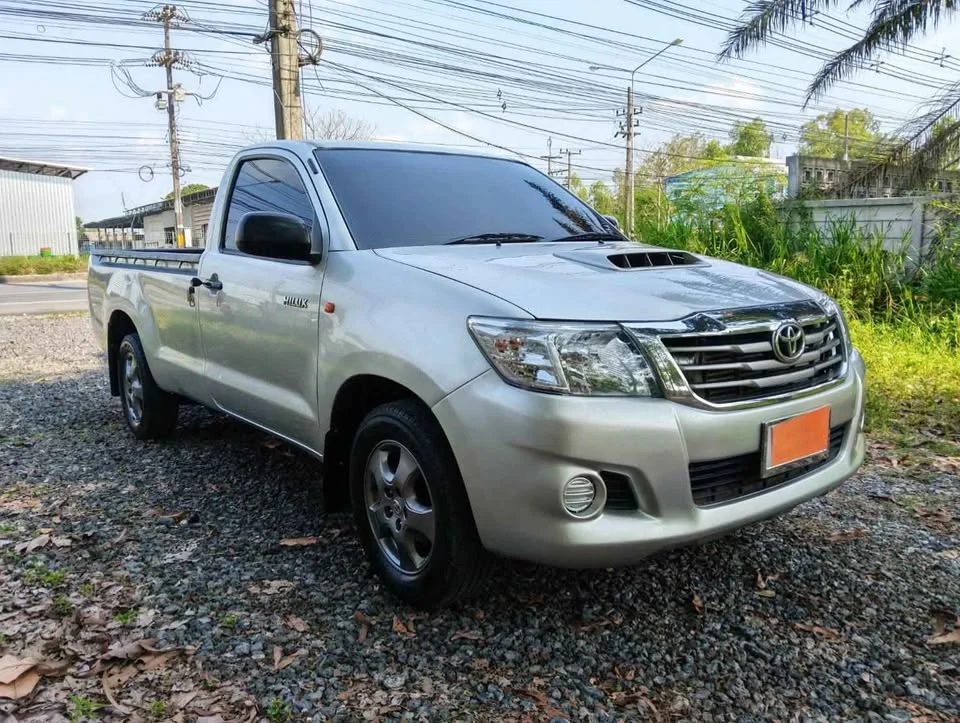 2013 Toyota Hilux VII 3