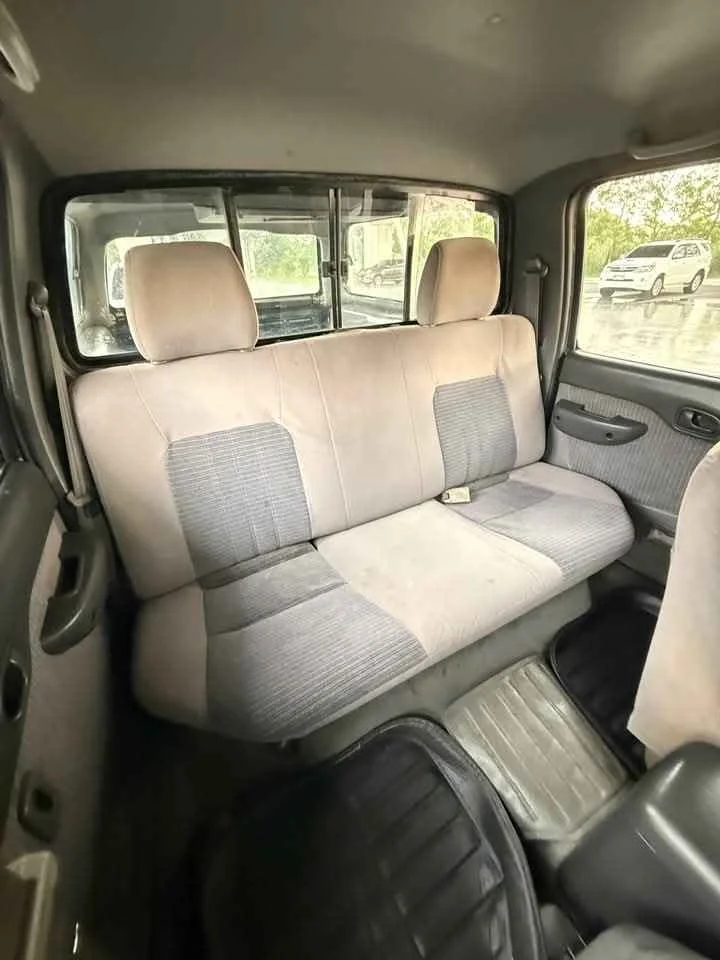 2001 Mazda 2500 Fighter V 3