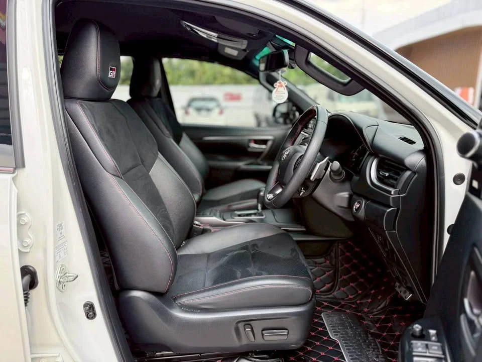 2022 Toyota Fortuner II 2