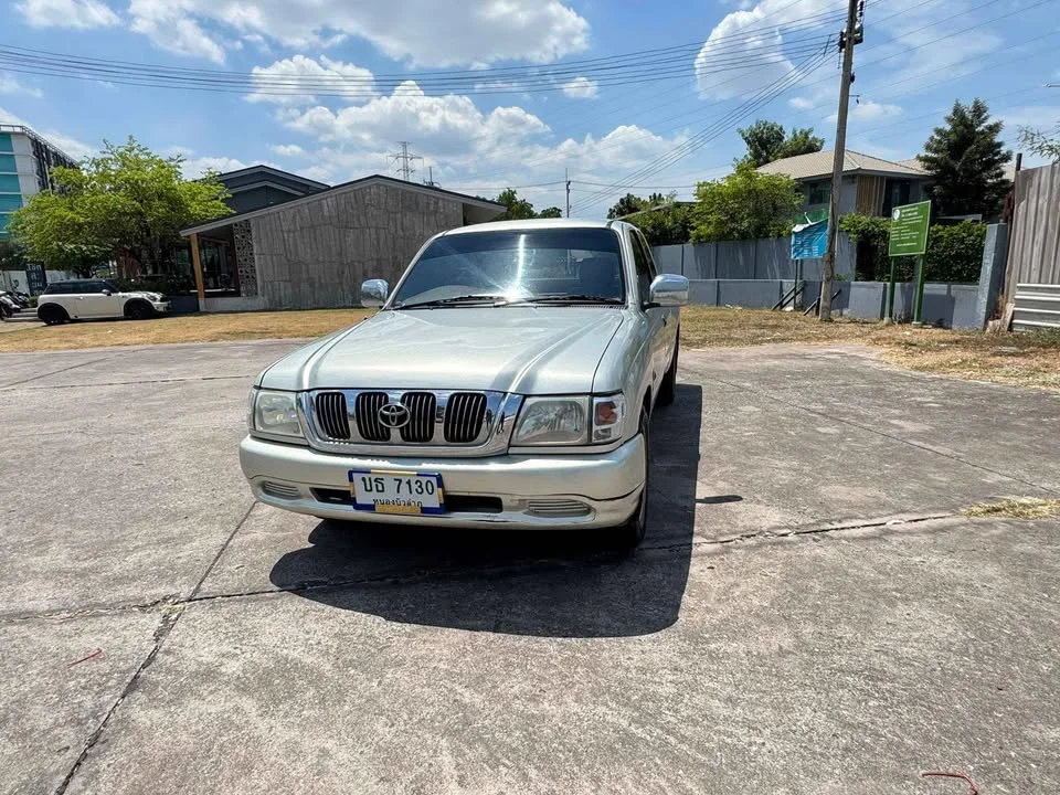 2004 Toyota Hilux Tiger VI 2