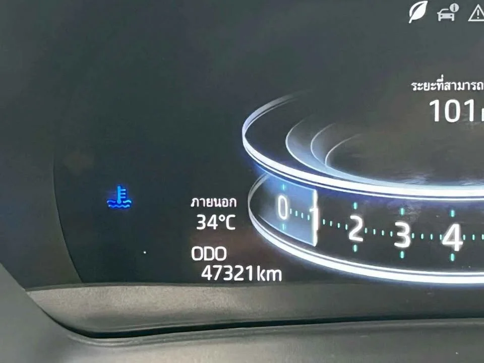 2023 Toyota Veloz III 2