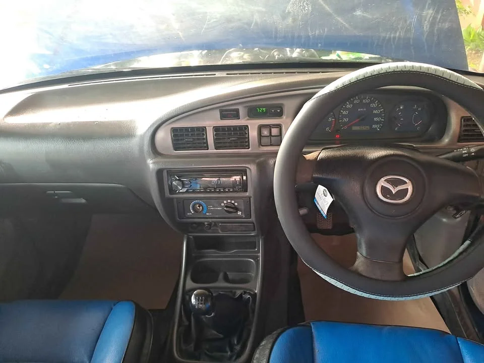 2003 Mazda 2500 Fighter V 3