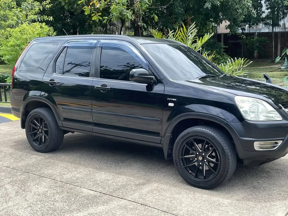 2002 Honda CR-V II 3