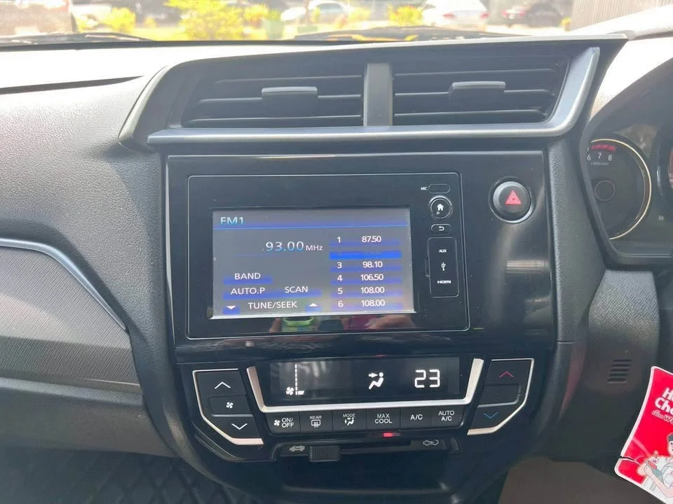 2018 Honda Mobilio II 2