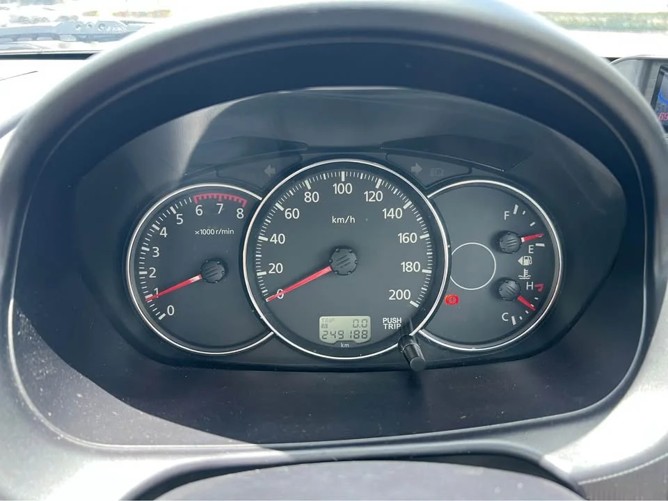 2012 Mitsubishi Pajero Sport II 2