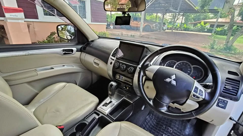 2011 Mitsubishi Pajero Sport II 3