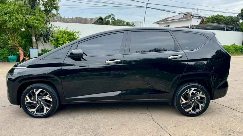 2023 Hyundai Stargazer KS 3