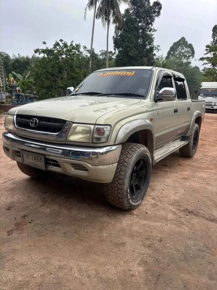2002 Toyota Hilux Tiger VI 3