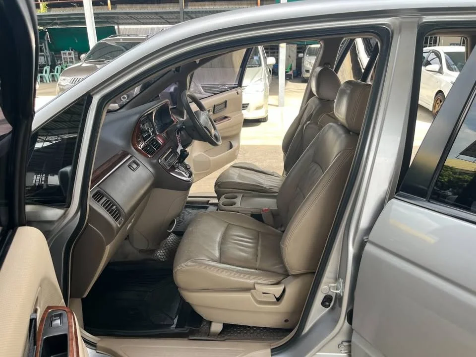 2000 Honda Odyssey II 3