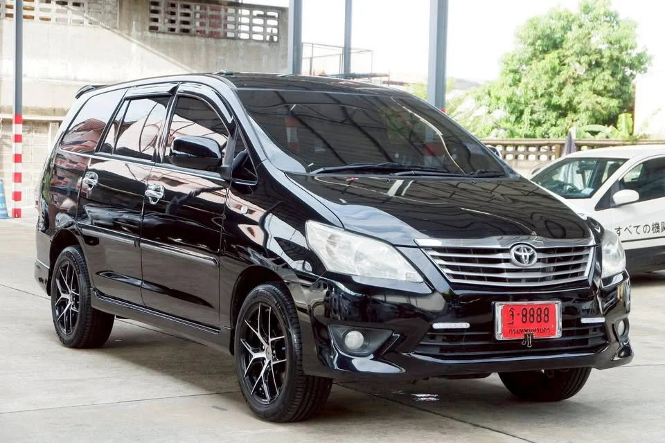 2016 Toyota Innova I 2