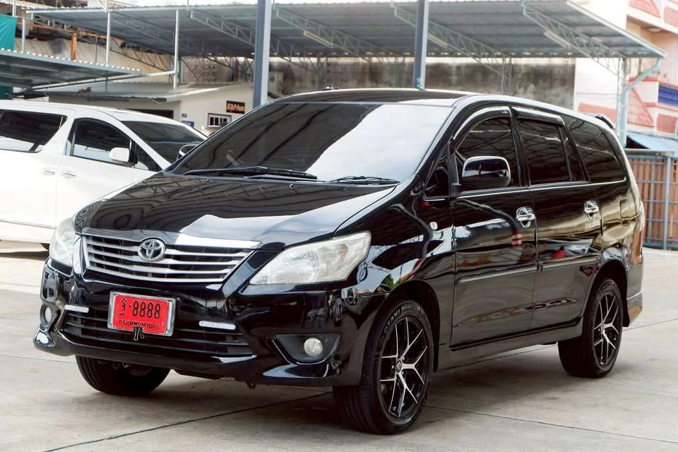 2016 Toyota Innova I 3