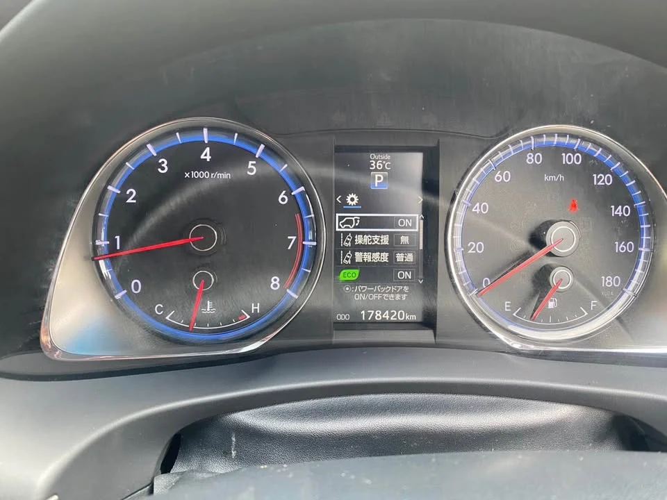 2014 Toyota Harrier III 2