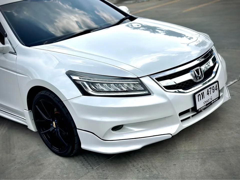 2009 Honda Accord VIII 2