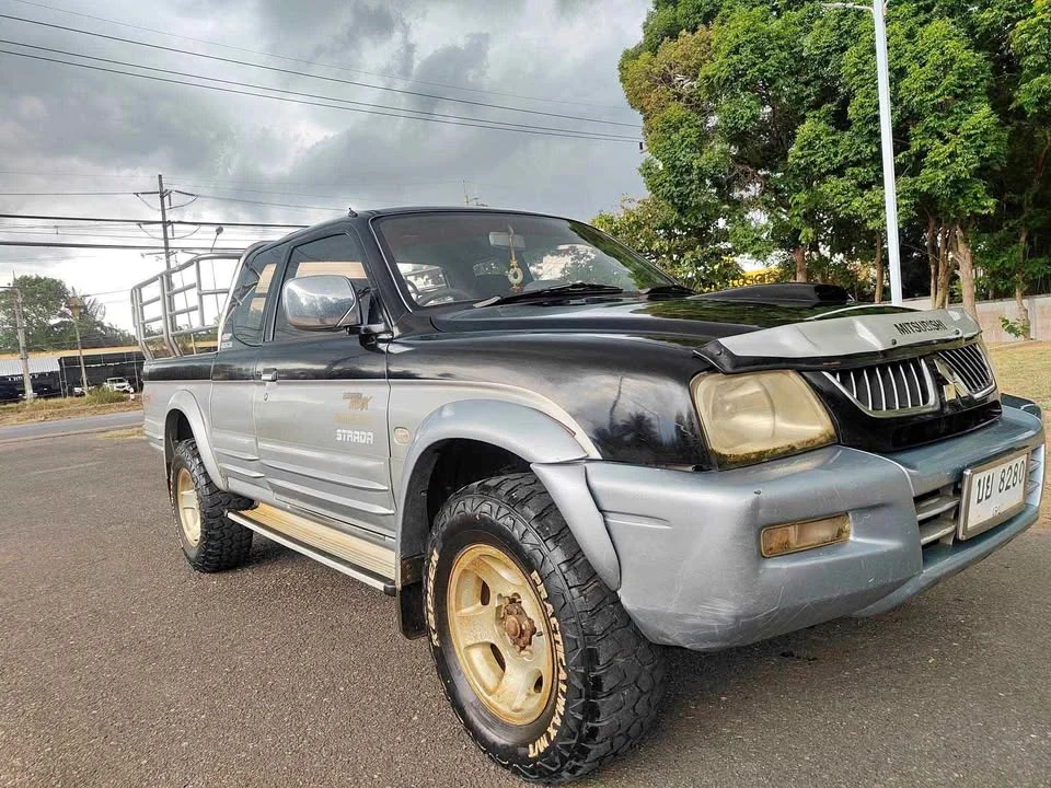 2004 Mitsubishi Strada III 3